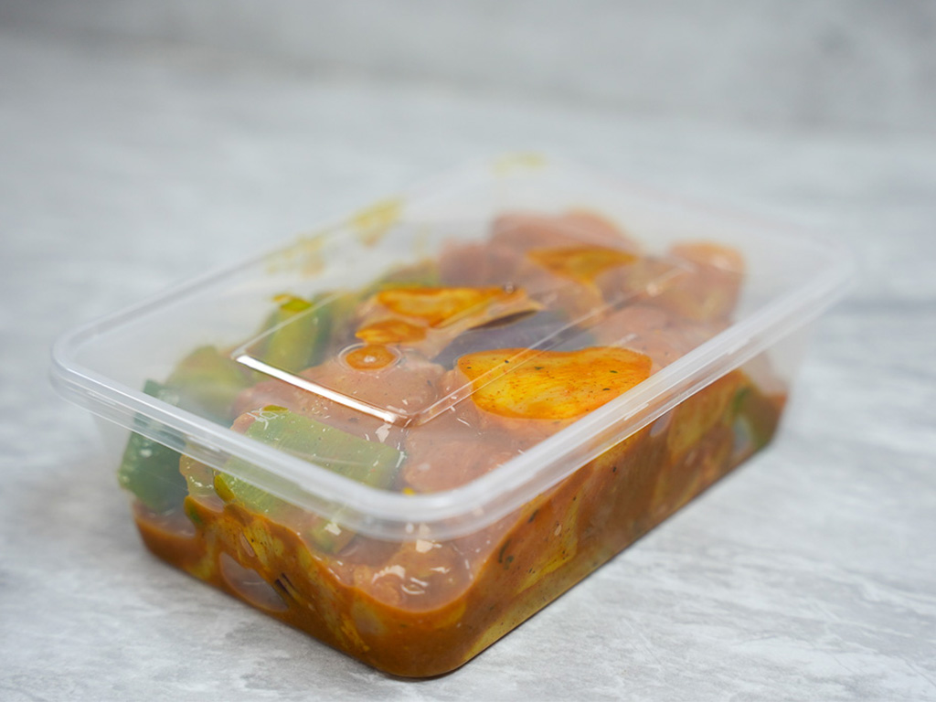 Microwaveable Container & Lid 750CC  250 Per Box