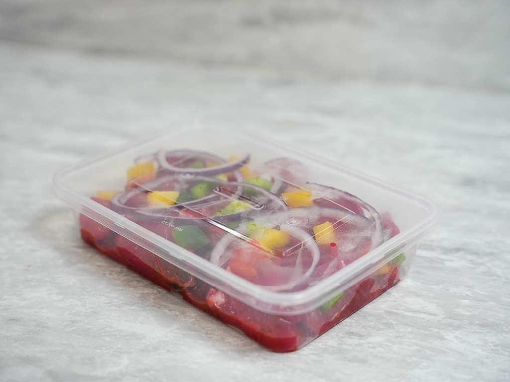 Microwaveable Container & Lid 500CC  250 Per Box