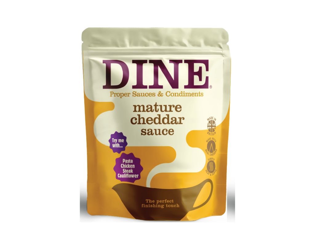 MATURE CHEDDAR CHEESE POUR OVER SAUCE 8 X 200G