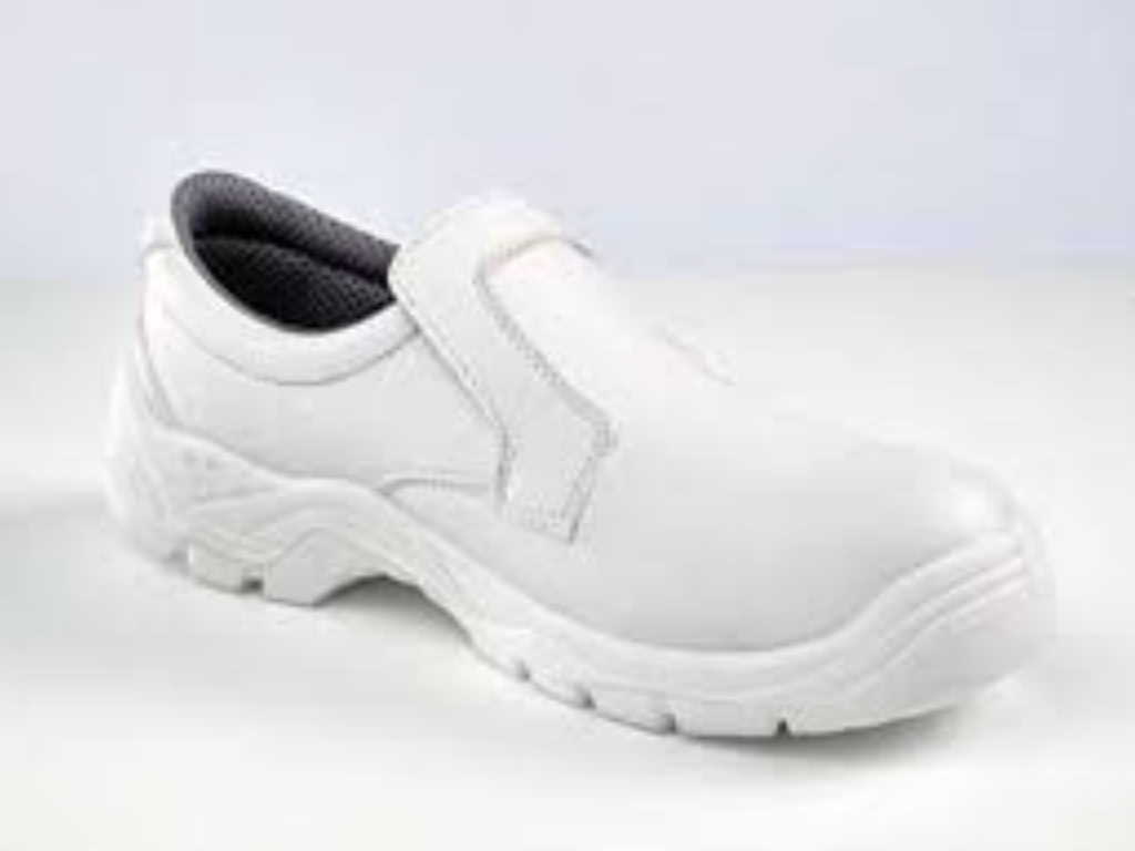 WHITE SLIP-ON SAFETY SHOE S2/SRC SOLE - SIZE 14