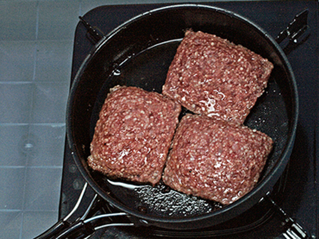 STEAK LORNE SAUSAGE MIX 1.5KG PACK